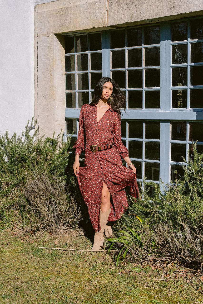 Savanna Brown Camisa & Falda set