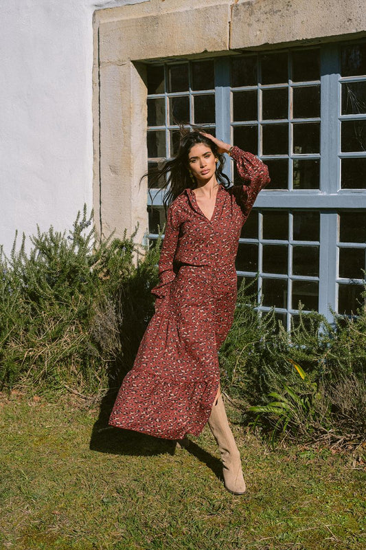 Savanna Brown Camisa & Falda set